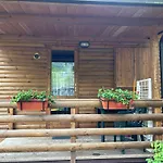 Village Boscoblu' キャンプ場 *
